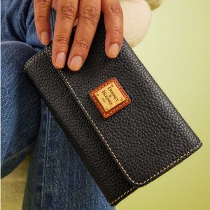 Dooney & Bourke Pebble Grain Continental Grain